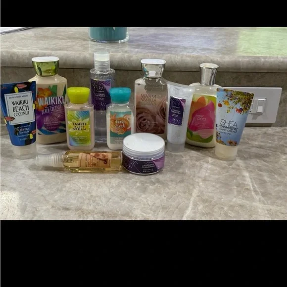 Bath and Body Works Bundle lot - Picture 1 of 3